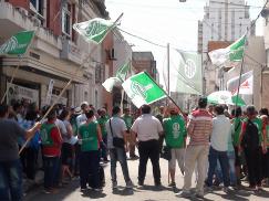  Movilización y acto en rechazo a los despidos y el ajuste en el SENASA y otros organismos nacionales