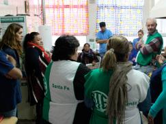 Jornada de protesta de trabajadores de la Escuela 1298 del Bº Santa Rosa de Lima