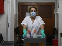 Concentración de trabajadores/as de la Salud frente al nuevo Hospital Iturraspe