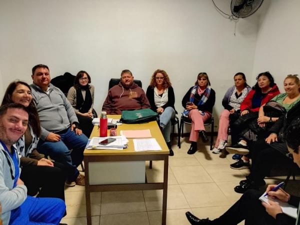 reunion-institucional-en-el-hospital-samco-de-villa-constitucion 