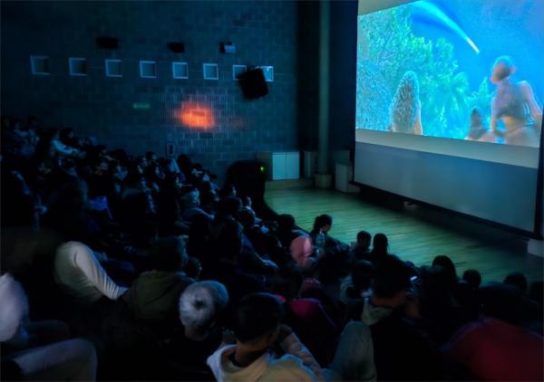 cine-gratis-para-todos-los-ninos-y-ninas-de-la-ciudad
